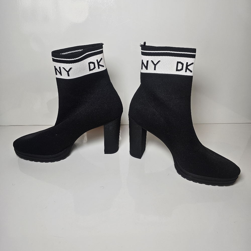 DKNY Black Women's Sock Boots Size 10 New - Picture 7 of 8
